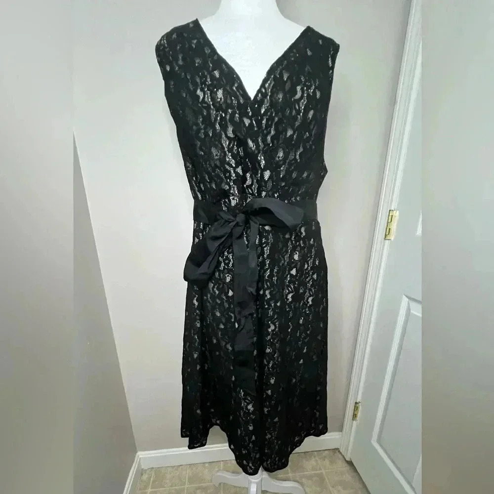 Like New! Lane Bryant Black Lace Sleeveless Dress, Size 20